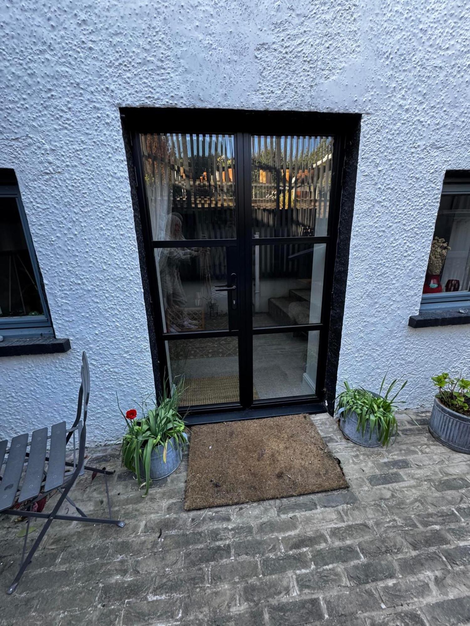 Artists Hideaway Battle Exterior foto